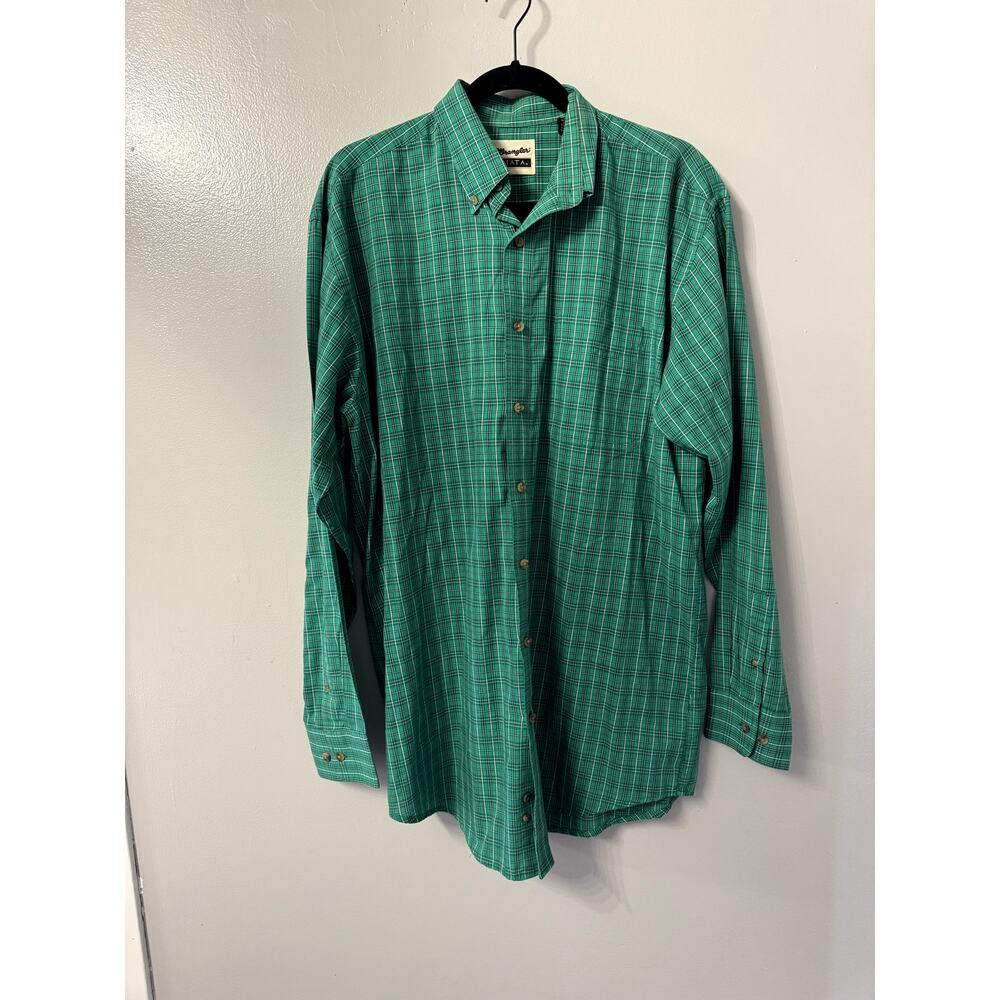 Wrangler Riata L Tall  Plaid Long-sleeve Button Down